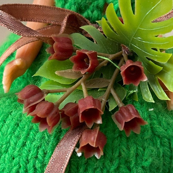 4/$100 toilet paper Barbie Green Knitted Doll Cover 🎁 - Picture 5 of 7